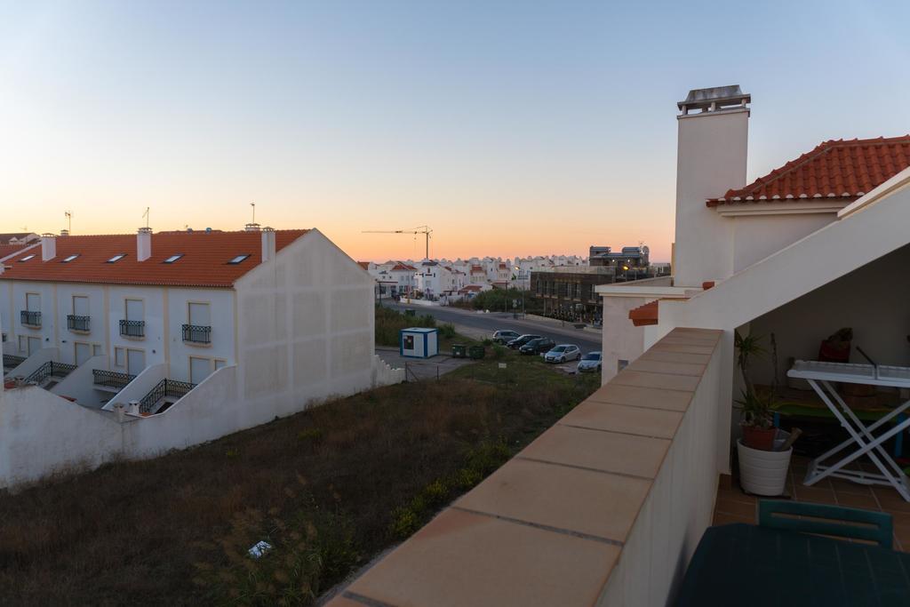 Apartments Baleal: Balconies And Pool فيريل المظهر الخارجي الصورة